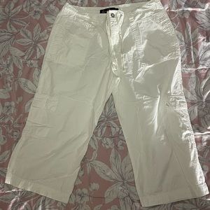 slightly stained women’s capris !